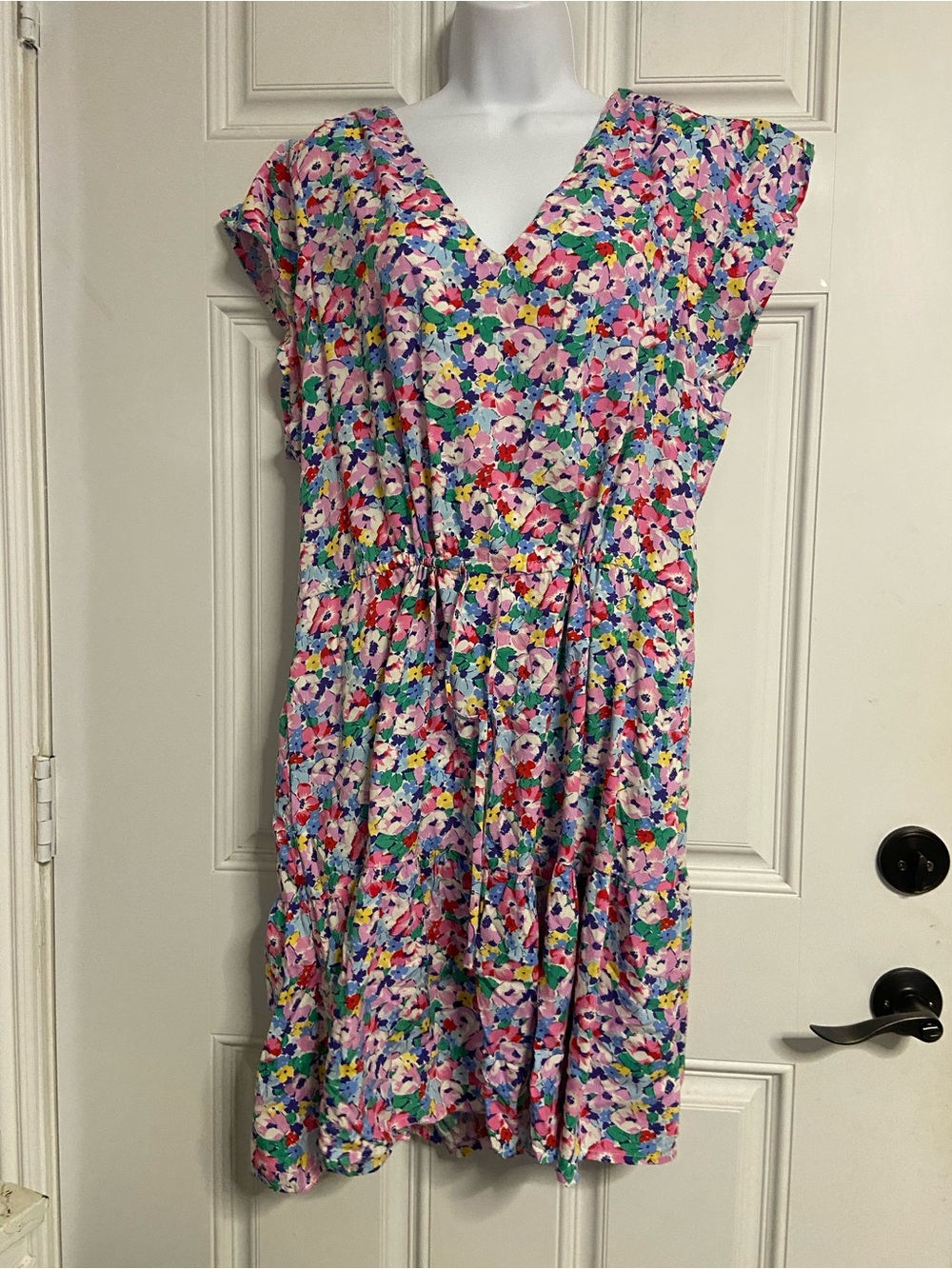 T42a- GAP Pastel Floral Flutter Tiered Midi Dress